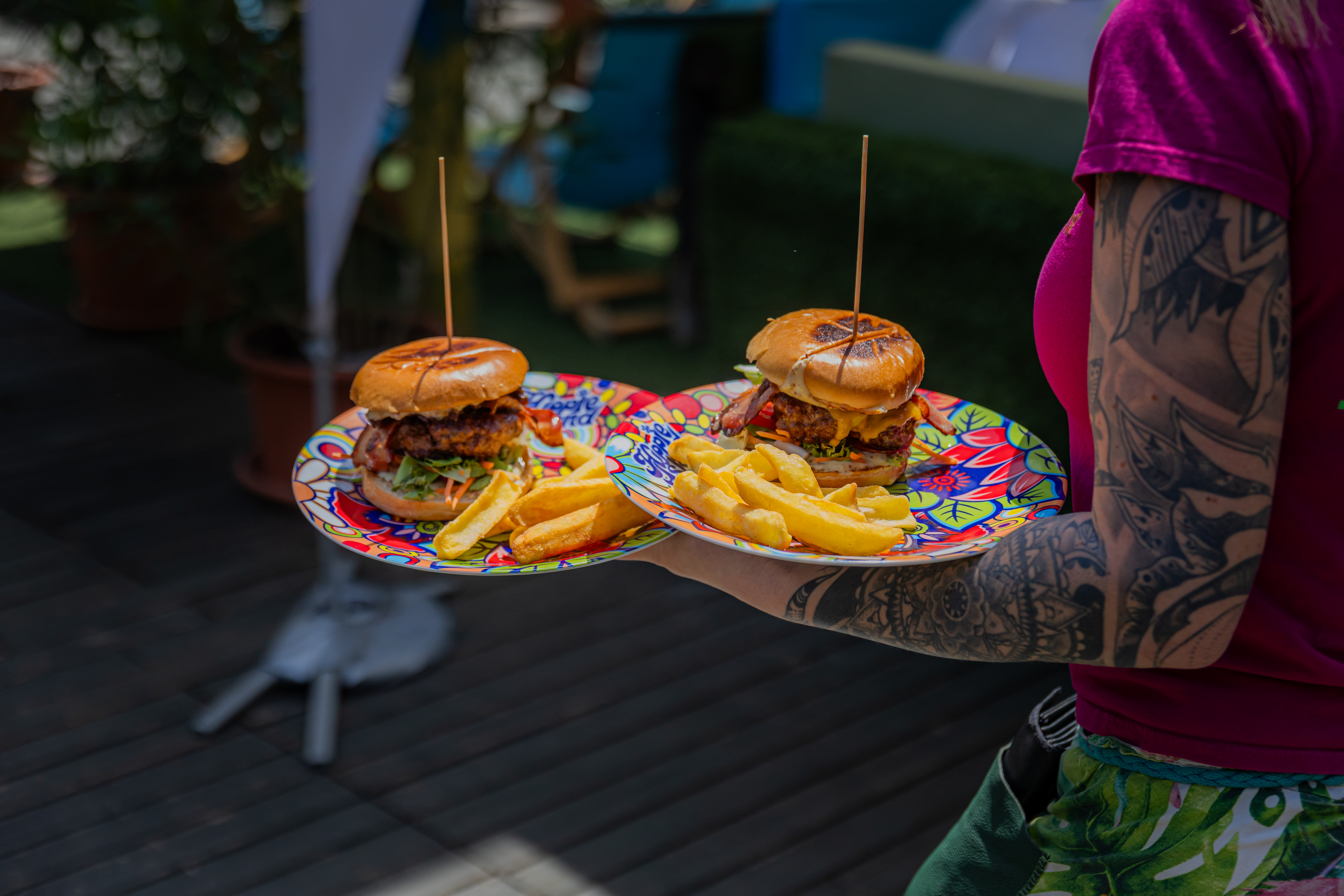 Hippie Island burgers